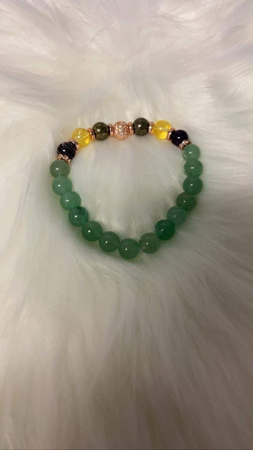 Money Focus  Bracelet