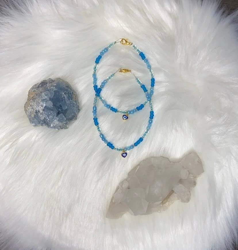 Blue evil eye bracelet