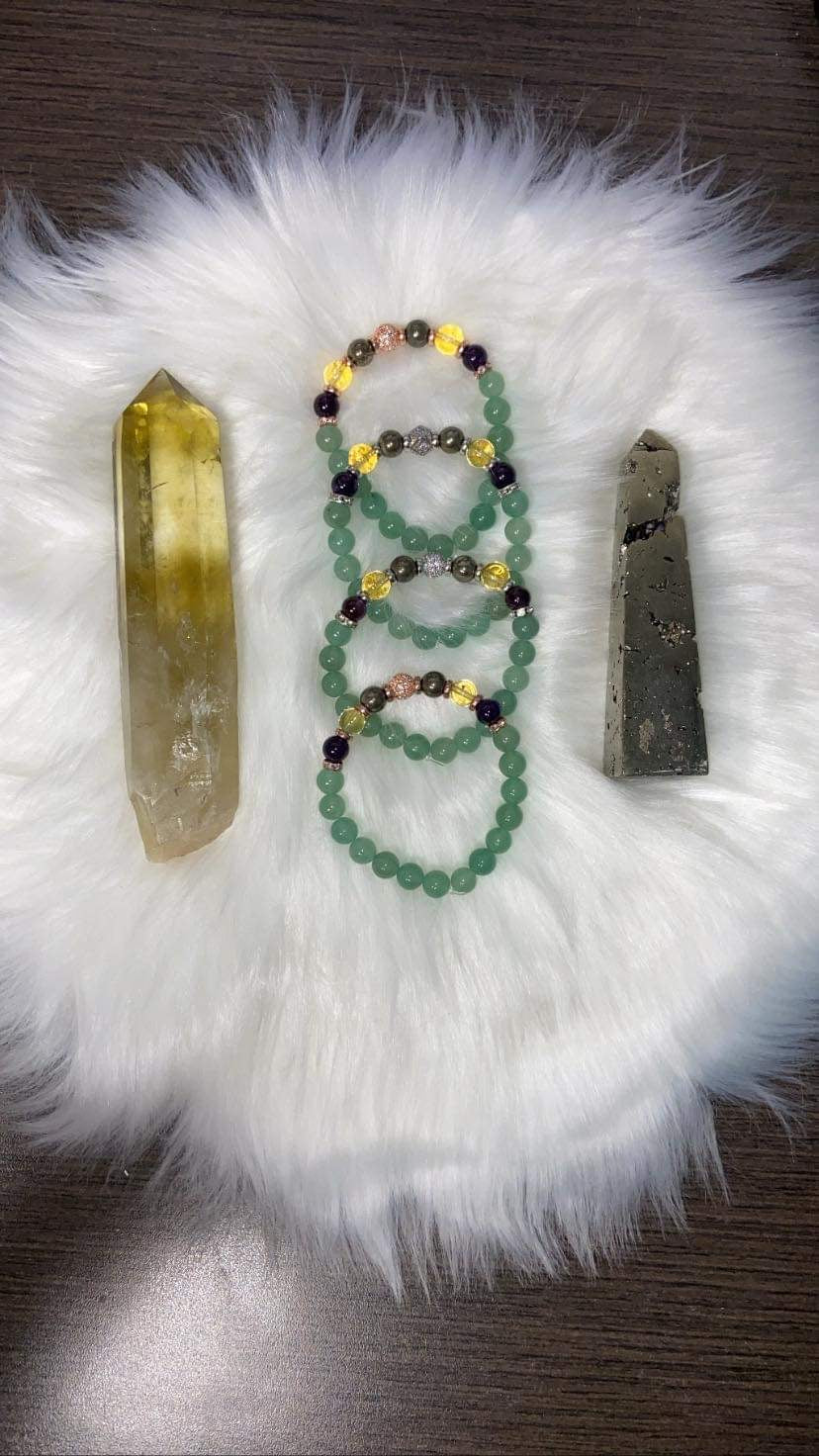 Money Focus  Bracelet