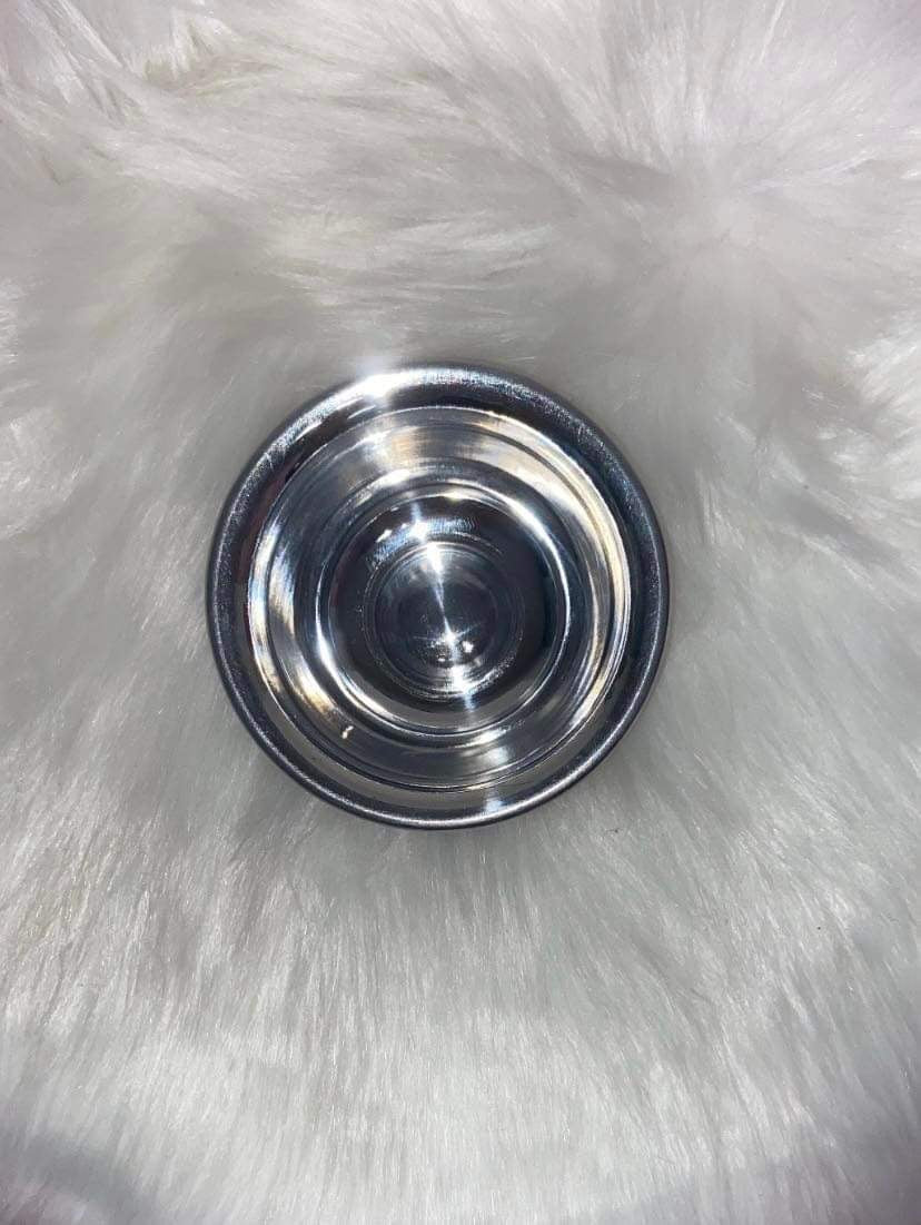 Silver bowls (burning)