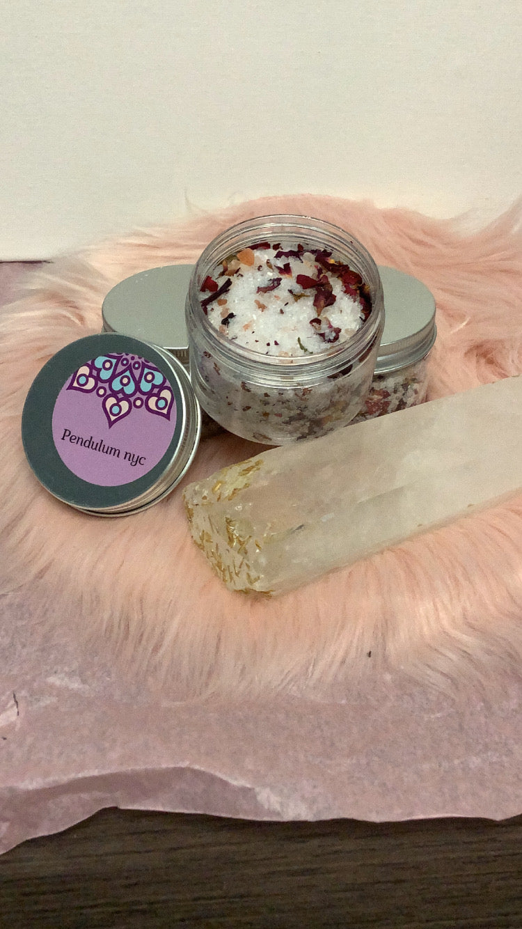 Love spell ( love me 😍🥰🥀🌹spiritual baths )