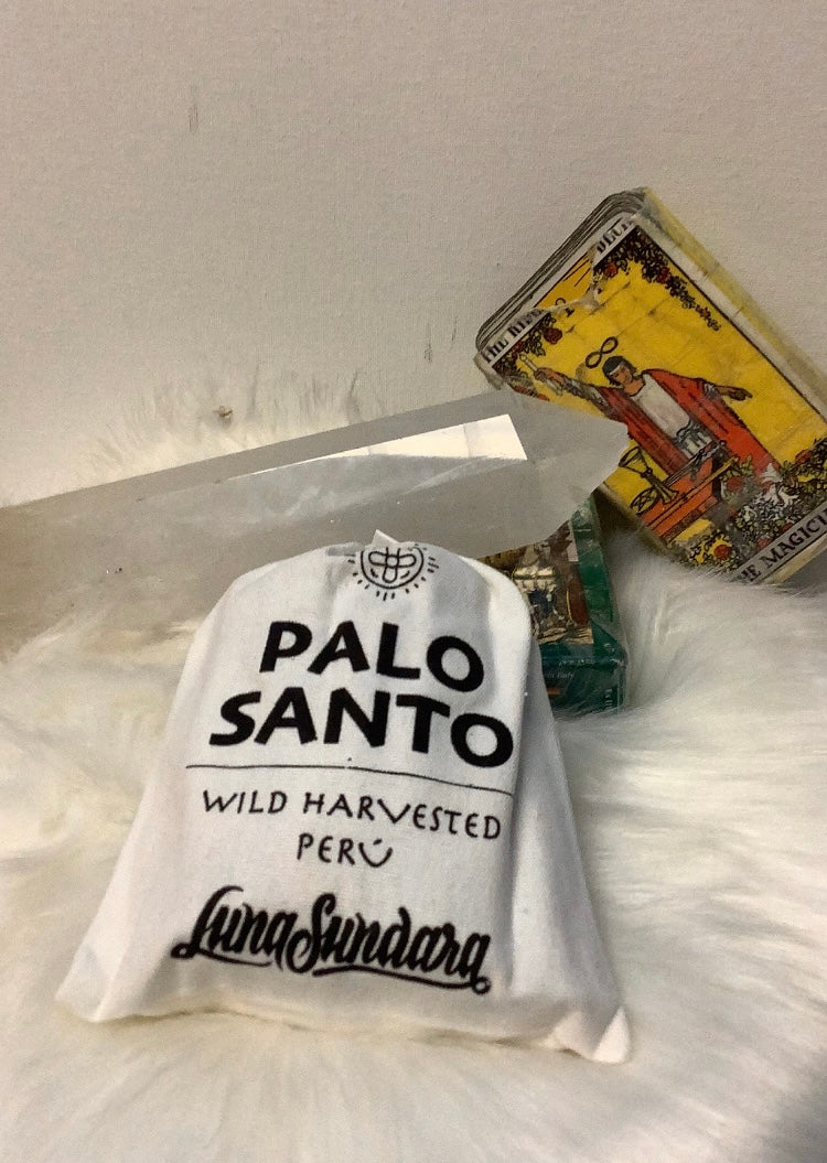 Palo santo (🤞 comes in 3 ✌️)