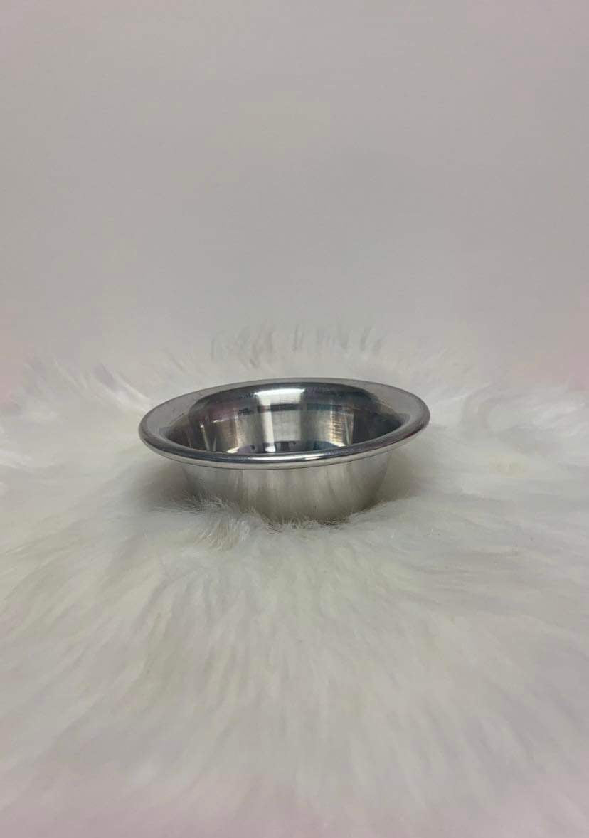 Silver bowls (burning)